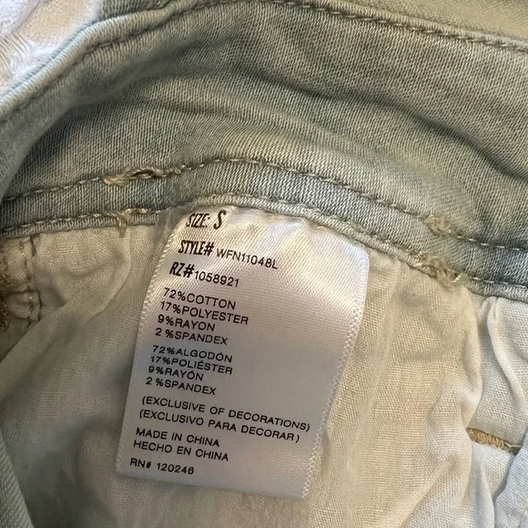 Wallflower Stretchy Denim Overalls - Picture 7 of 7